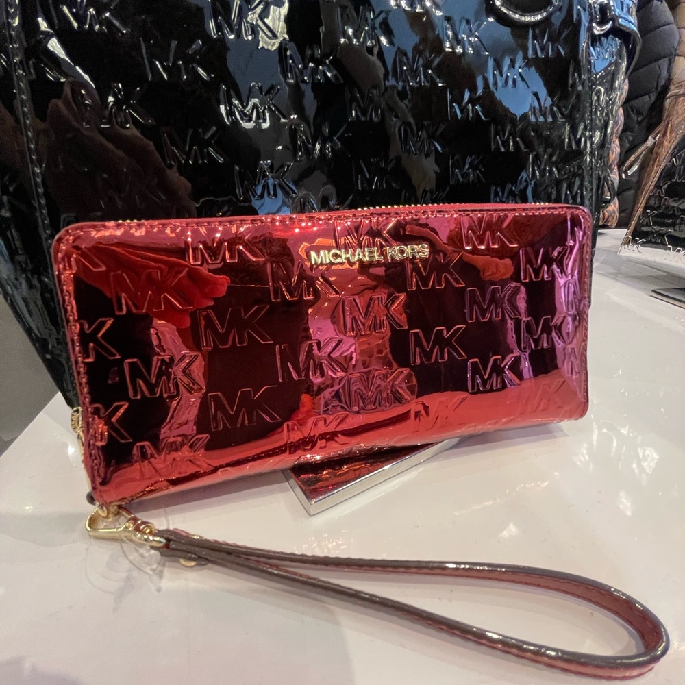 MICHAEL KORS Jet Set Lg Metallic Logo Debossed Continental Wallet Wristlet Phone - Picture 2 of 16